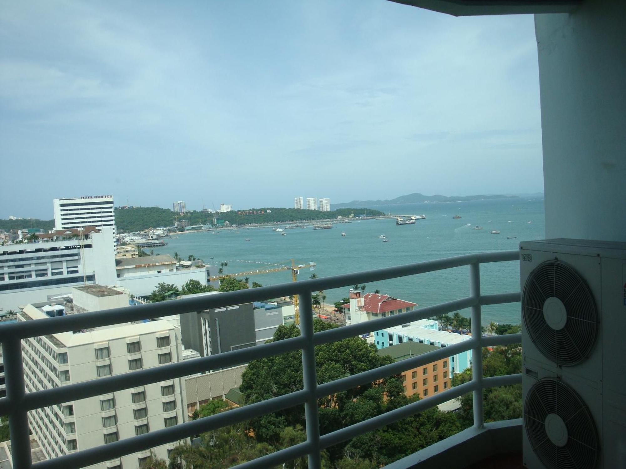 Joy Shop At View Talay 6 Apartamento Pattaya Exterior foto